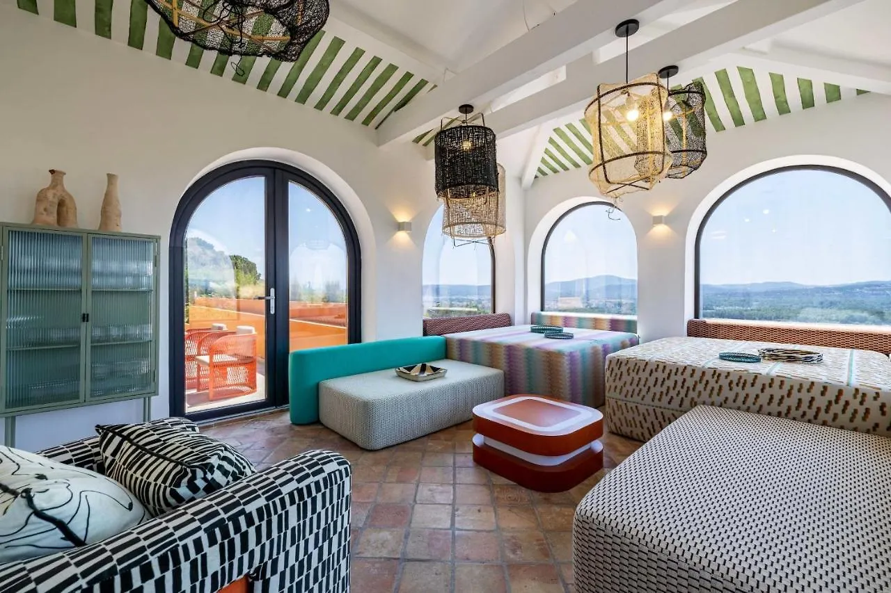 Villa No Chichi - 12Br-33P - Collines Grimaud 0*,  France